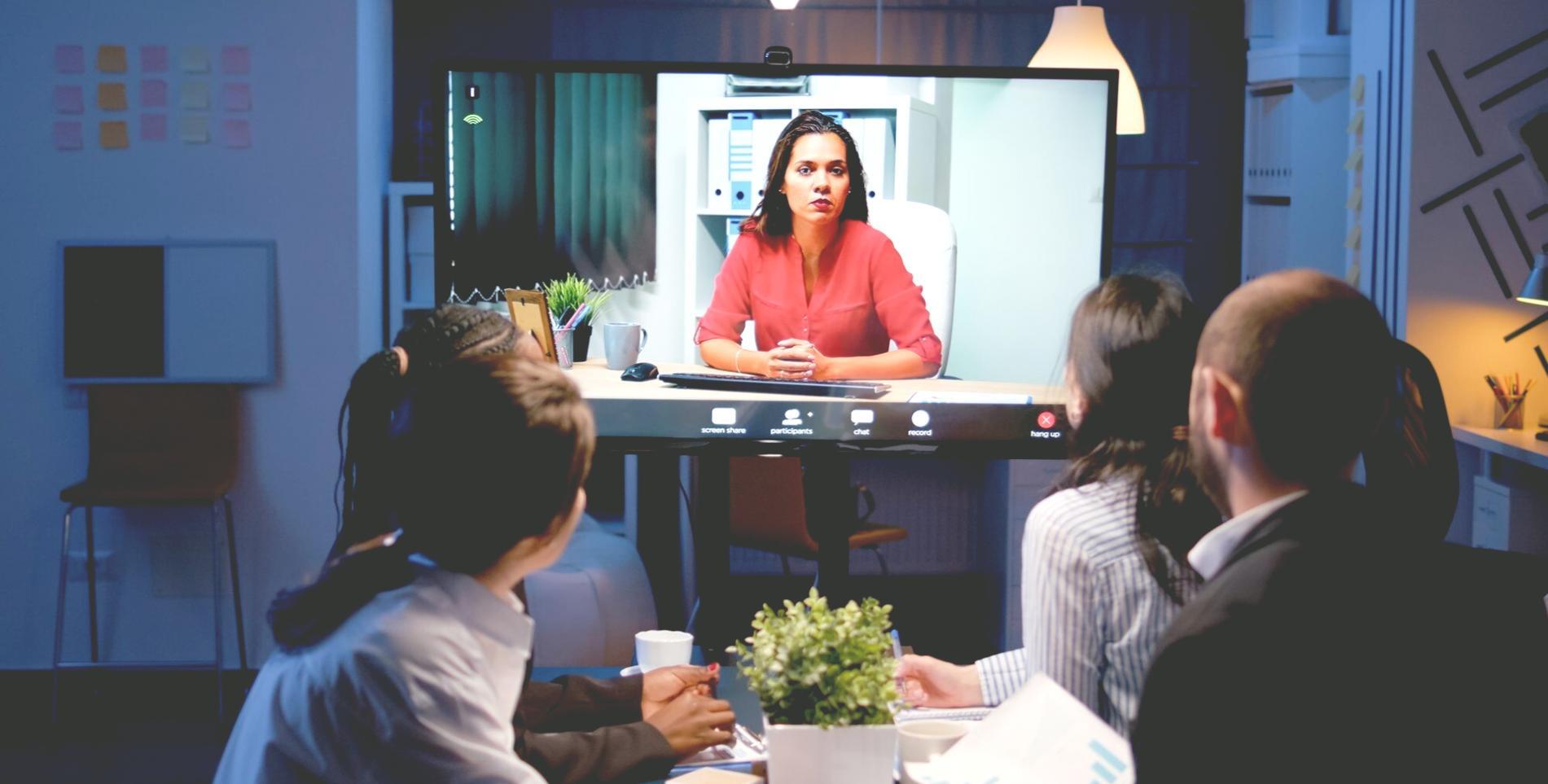 Investment strategy discussion for growing startups